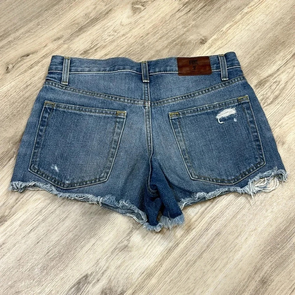 Frye Brand Classic Denim Medium Wash Distressed Cutoff Daisy Dukes Shorts / 26 - Picture 1 of 9